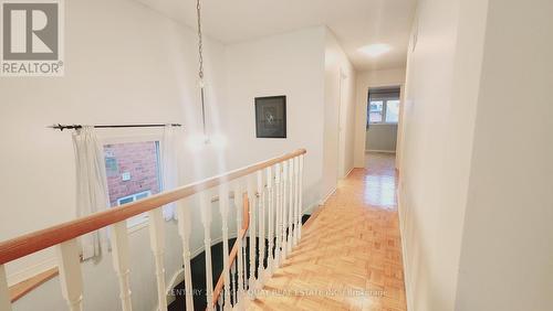 22 Elmpark Court, Richmond Hill, ON - Indoor Photo Showing Other Room