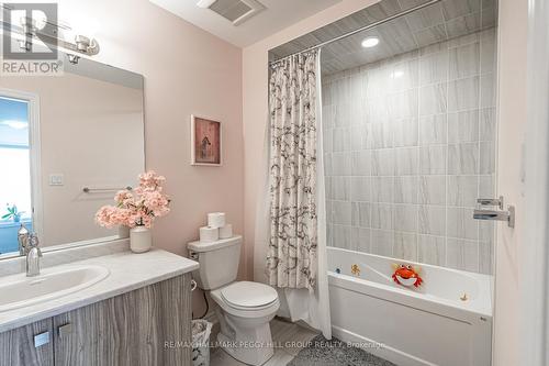 2252 Grainger Loop, Innisfil, ON - Indoor Photo Showing Bathroom