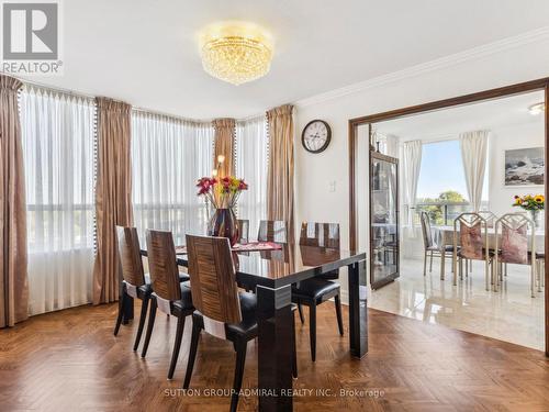 604 - 7 Townsgate Drive, Vaughan, ON - Indoor Photo Showing Dining Room