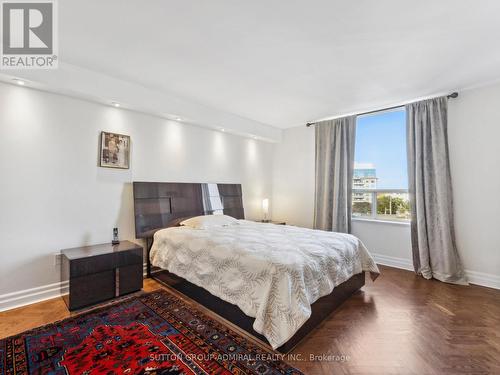 604 - 7 Townsgate Drive, Vaughan, ON - Indoor Photo Showing Bedroom