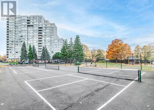 604 - 7 Townsgate Drive, Vaughan, ON - Outdoor