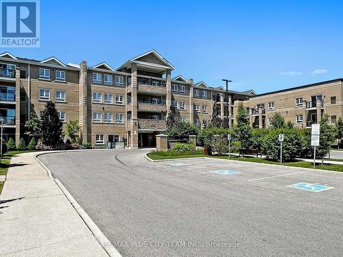 2218 - 481 Rupert Avenue, Whitchurch-Stouffville, ON - Outdoor With Facade