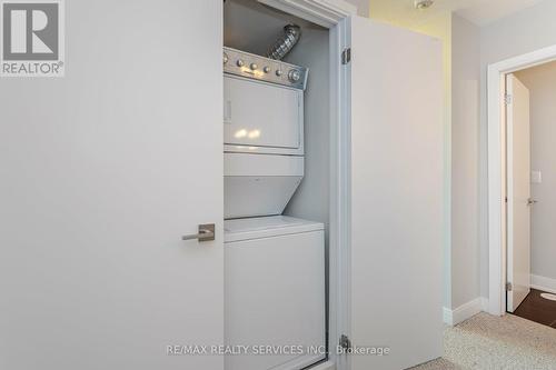 27 - 100 Dufay Road, Brampton, ON - Indoor Photo Showing Laundry Room