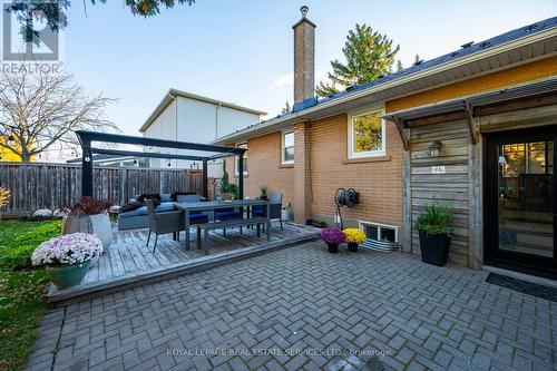 433 Pinegrove Road, Oakville, ON - Outdoor With Deck Patio Veranda With Exterior