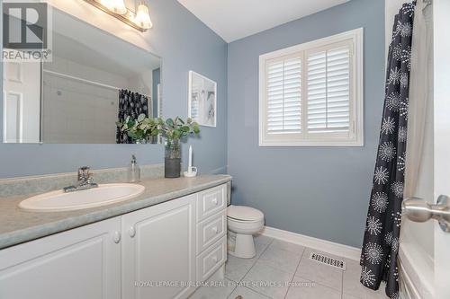 39 Coolspring Crescent, Caledon, ON - Indoor Photo Showing Bathroom