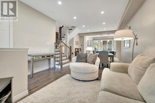 42 Stevenson Street, Hamilton, ON - Indoor Photo Showing Living Room