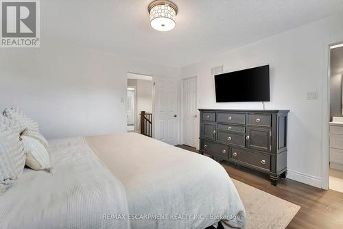 42 Stevenson Street, Hamilton, ON - Indoor Photo Showing Bedroom