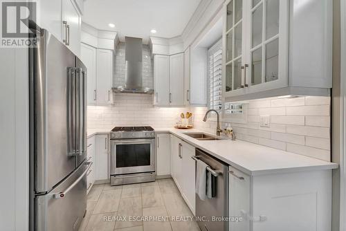 42 Stevenson Street, Hamilton, ON - Indoor Photo Showing Kitchen With Stainless Steel Kitchen With Double Sink With Upgraded Kitchen