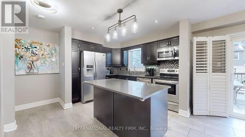 3 Samuel Drive, Guelph, ON - Indoor Photo Showing Kitchen