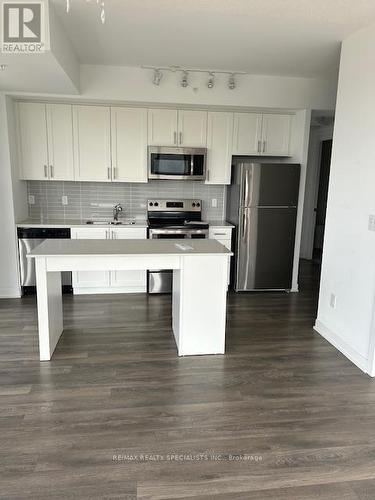 1201 - 550 North Service Road, Grimsby, ON - Indoor Photo Showing Kitchen