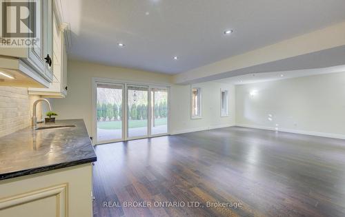 550 Pinery Trail, Waterloo, ON - Indoor