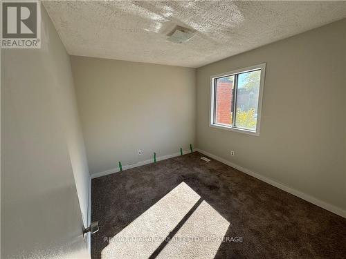 67 - 6476 Huggins Street, Niagara Falls, ON - Indoor Photo Showing Other Room