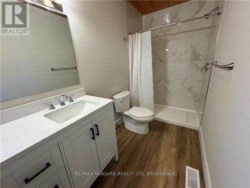 67 - 6476 Huggins Street, Niagara Falls, ON - Indoor Photo Showing Bathroom