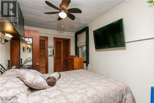 400454 Grey Road 4, Grey Highlands, ON - Indoor Photo Showing Bedroom