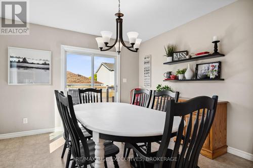 1142 Deerfield Drive, Kingston (City Northwest), ON - Indoor Photo Showing Dining Room