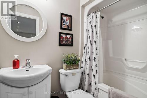 1142 Deerfield Drive, Kingston (City Northwest), ON - Indoor Photo Showing Bathroom