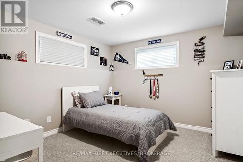 1142 Deerfield Drive, Kingston (City Northwest), ON - Indoor Photo Showing Bedroom