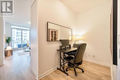 422 - 36 Forest Manor Road, Toronto, ON - Indoor Photo Showing Office