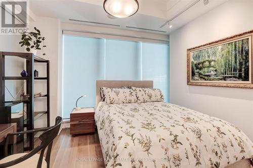 902 - 206 Bloor Street W, Toronto, ON - Indoor Photo Showing Bedroom