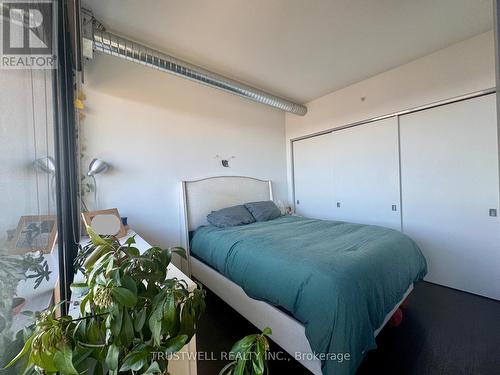 1308 - 170 Bayview Avenue, Toronto, ON - Indoor Photo Showing Bedroom