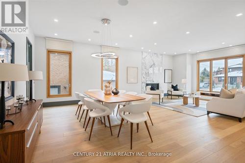 170 Burndale Avenue, Toronto, ON - Indoor Photo Showing Living Room