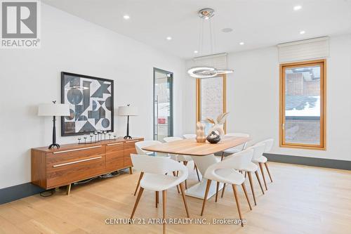 170 Burndale Avenue, Toronto, ON - Indoor Photo Showing Kitchen With Upgraded Kitchen