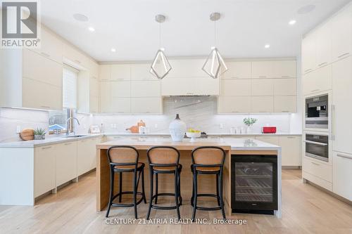 170 Burndale Avenue, Toronto, ON - Indoor Photo Showing Kitchen With Upgraded Kitchen