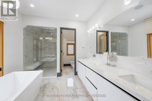 170 Burndale Avenue, Toronto, ON - Indoor Photo Showing Bedroom