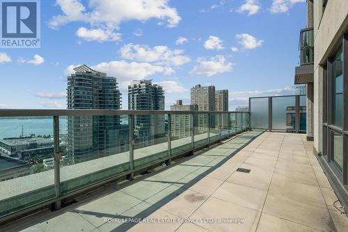 1807 - 25 Lower Simcoe Street, Toronto, ON - Outdoor With View