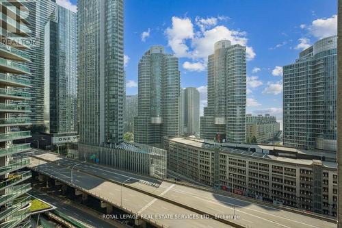 1807 - 25 Lower Simcoe Street, Toronto, ON - Outdoor