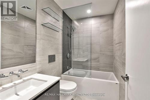 1105 - 81 Wellesley Street E, Toronto, ON - Indoor Photo Showing Bathroom