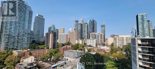 1105 - 81 Wellesley Street E, Toronto, ON - Outdoor With Facade