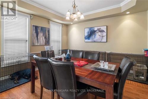 162 Cole Crescent, Niagara-On-The-Lake (107 - Glendale), ON - Indoor Photo Showing Dining Room