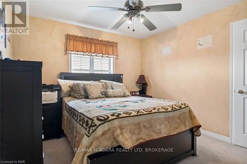 162 Cole Crescent, Niagara-On-The-Lake (107 - Glendale), ON - Indoor Photo Showing Bedroom