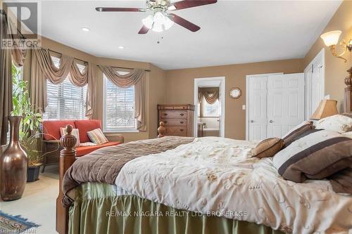 162 Cole Crescent, Niagara-On-The-Lake (107 - Glendale), ON - Indoor Photo Showing Bedroom