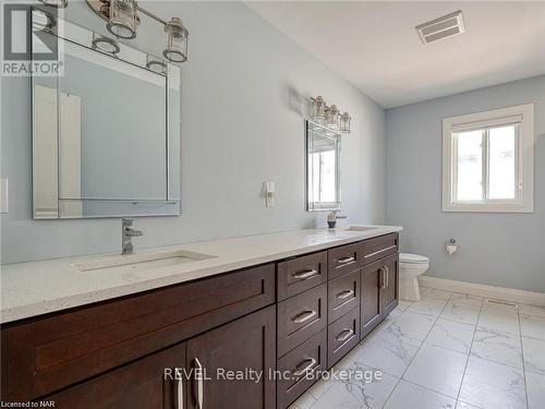 2911 Lemieux Walk, London, ON - Indoor Photo Showing Bathroom