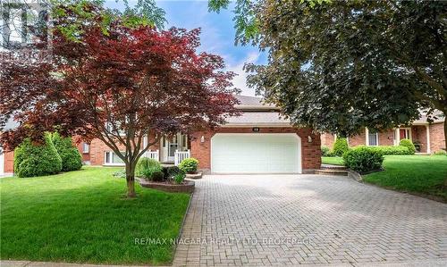 12 Fern Gate, Pelham, ON - Outdoor With Facade