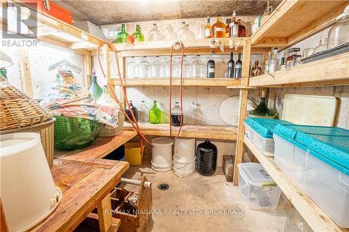 12 Fern Gate, Pelham, ON - Indoor Photo Showing Other Room