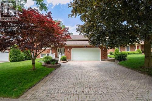 12 Fern Gate, Pelham, ON - Outdoor With Facade