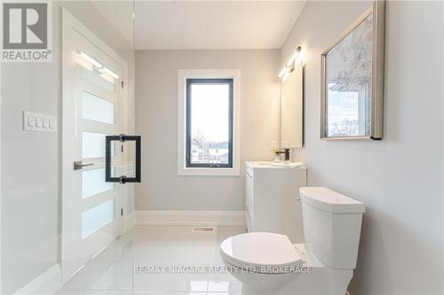 Lot 4 Canadiana Court, Fort Erie, ON - Indoor Photo Showing Bathroom