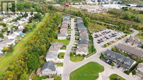 7181 Lionshead Avenue, Niagara Falls, ON - Outdoor With View