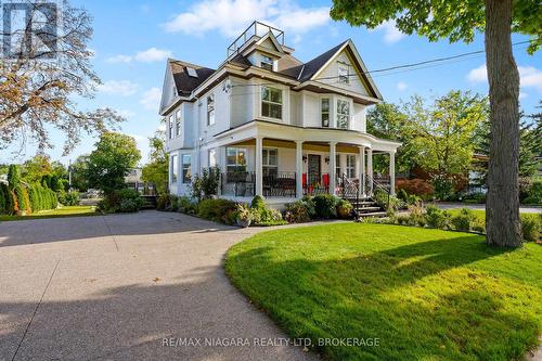 3844 Chippawa Parkway, Niagara Falls, ON - Outdoor With Deck Patio Veranda With Facade