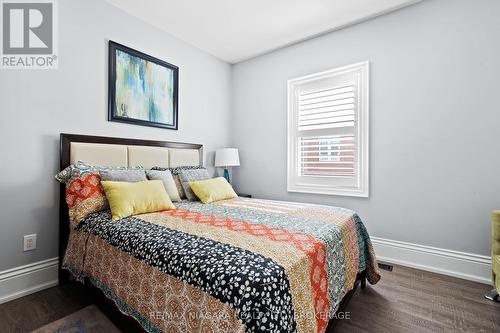 3844 Chippawa Parkway, Niagara Falls, ON - Indoor Photo Showing Bedroom