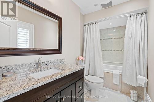 3844 Chippawa Parkway, Niagara Falls, ON - Indoor Photo Showing Bathroom