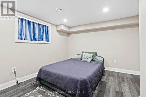 3844 Chippawa Parkway, Niagara Falls, ON - Indoor Photo Showing Bedroom