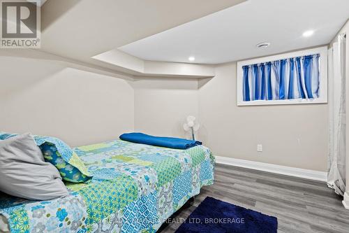 3844 Chippawa Parkway, Niagara Falls, ON - Indoor Photo Showing Bedroom