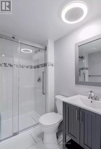 140 Westwood Crescent, Welland, ON - Indoor Photo Showing Bathroom