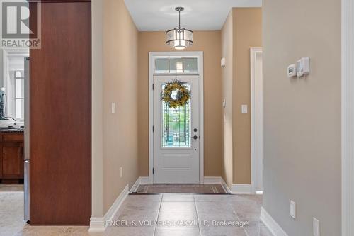 44 Stoneridge Crescent, Niagara-On-The-Lake (St. Davids), ON - Indoor Photo Showing Other Room