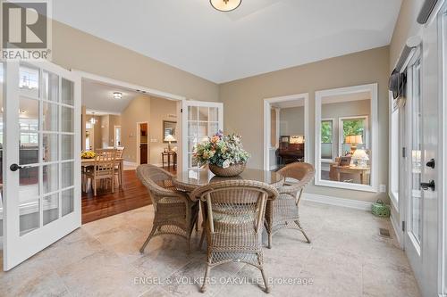 44 Stoneridge Crescent, Niagara-On-The-Lake (St. Davids), ON - Indoor Photo Showing Dining Room