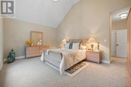 44 Stoneridge Crescent, Niagara-On-The-Lake (St. Davids), ON - Indoor Photo Showing Bedroom